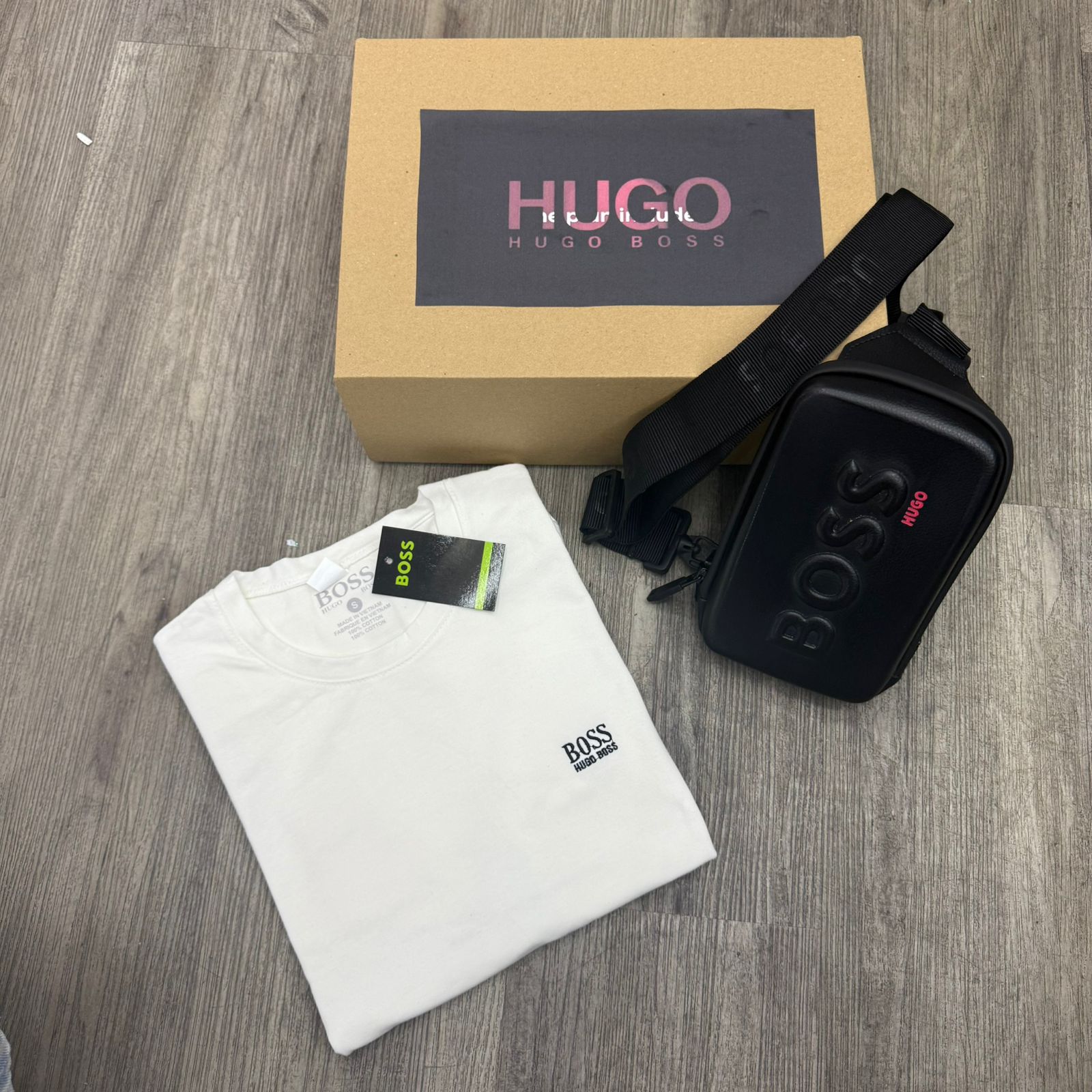 Vista 8 de DUO PERCHERO Y CAMISETA BOSS - COLOR PERCHERO: NEGRO, TALLA CAMISETA: S